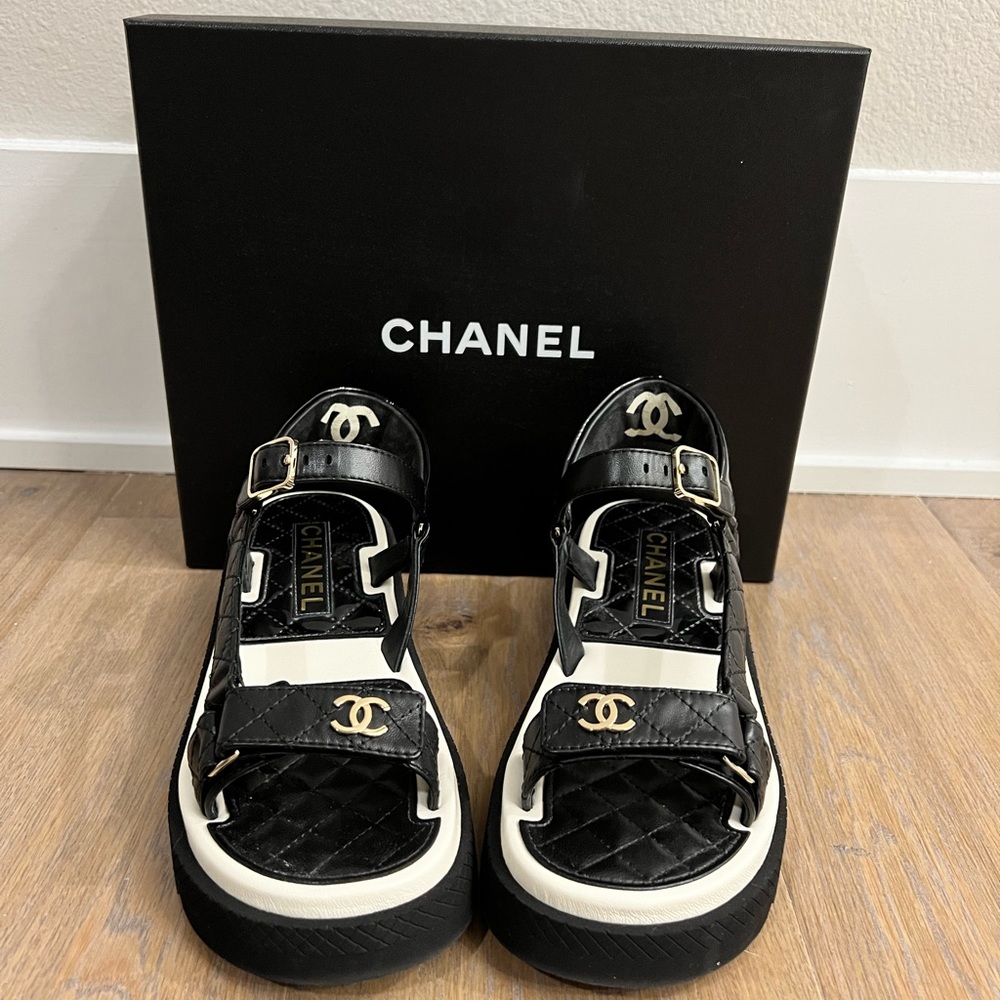 Chanel 2022 “Road to the Sun” sandal